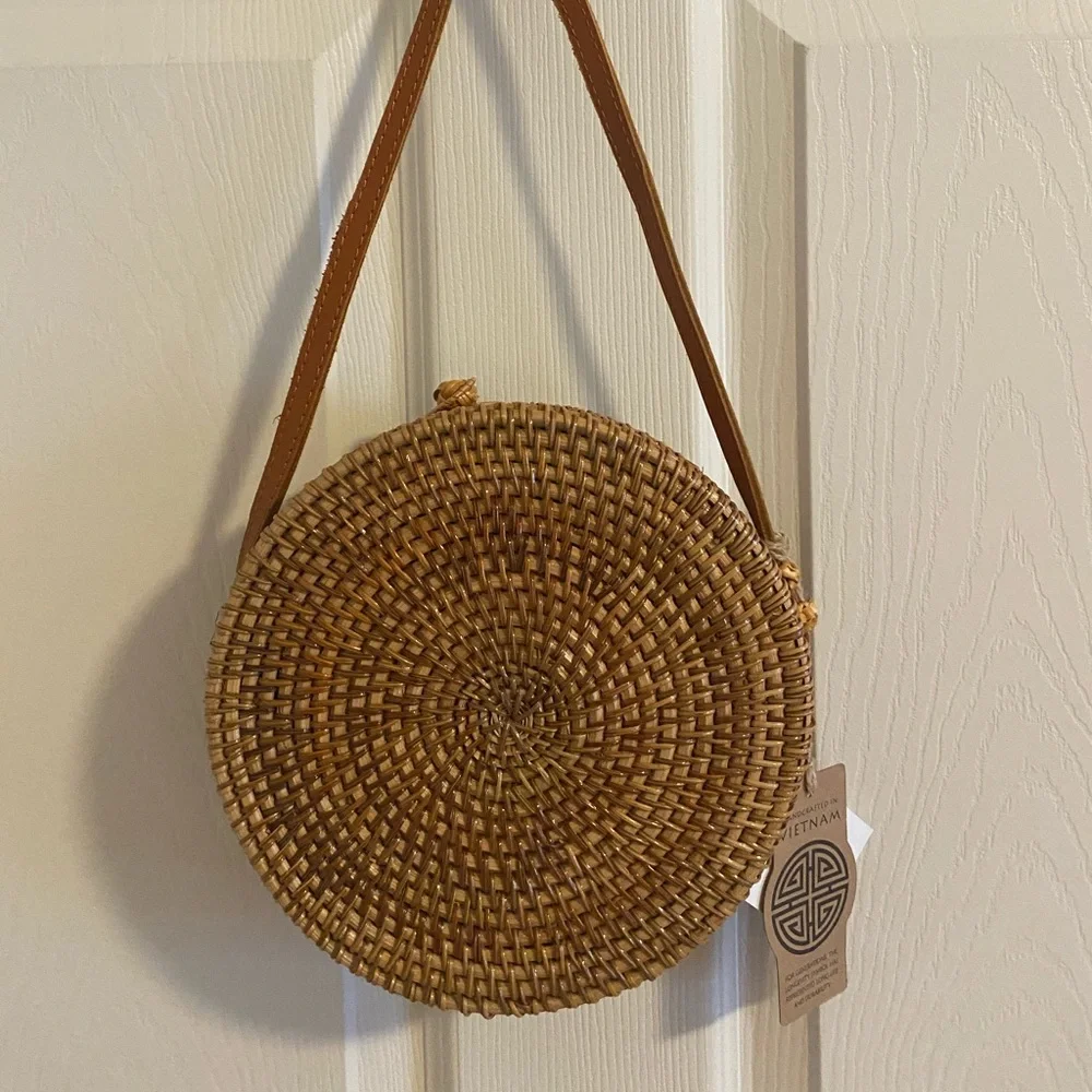Bamboo hangbag - Picture 2 of 5